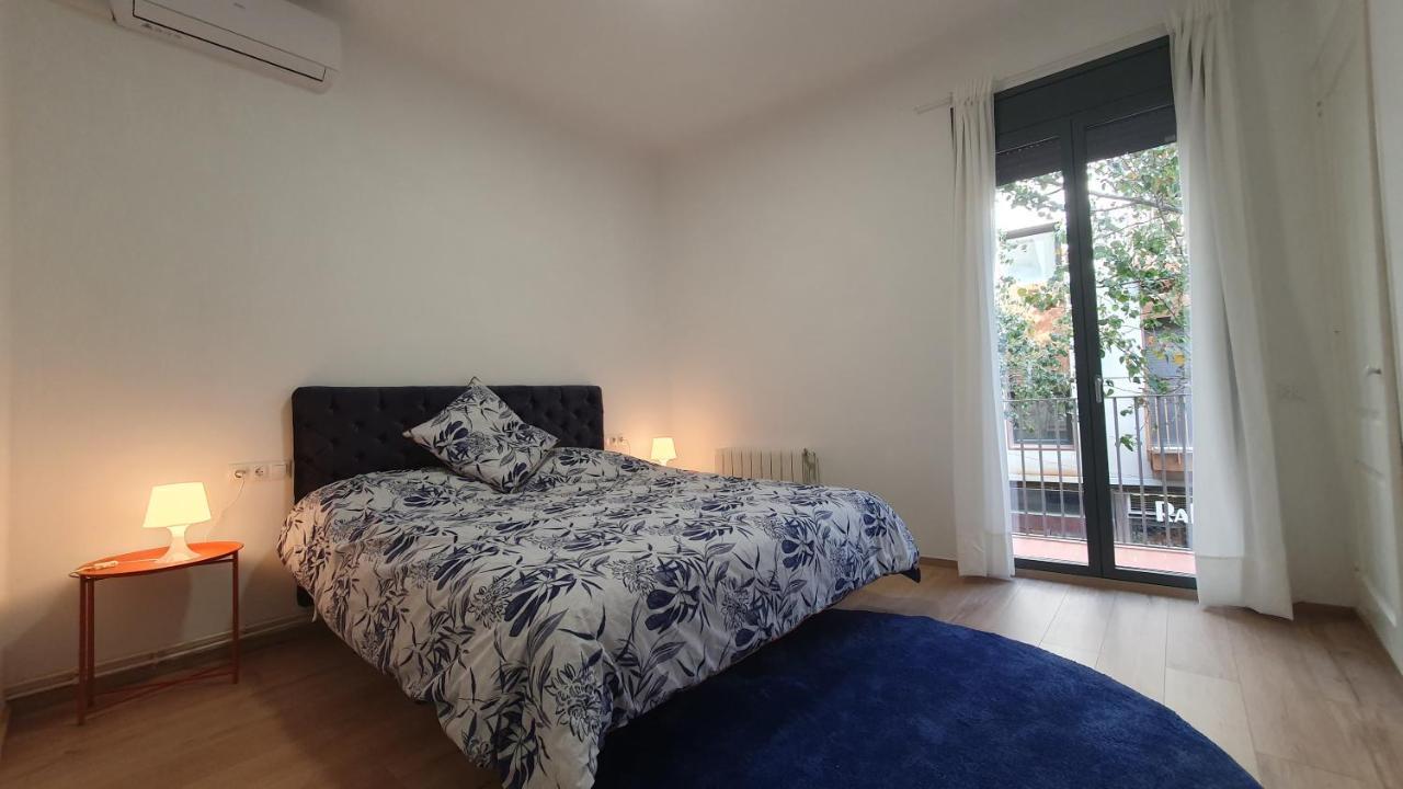 Apartamento Nuevo En Terrassa Centro Kültér fotó