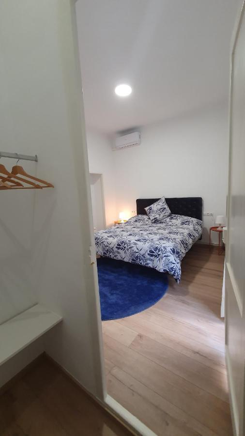 Apartamento Nuevo En Terrassa Centro Kültér fotó